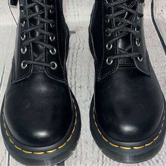 NWT Dr. Martens 1460 Pascal Hardware Studded Leather Boots - Picture 11 of 13